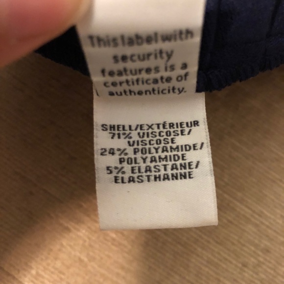 DVF Purple dress with faux-wrap front. - Picture 5 of 5